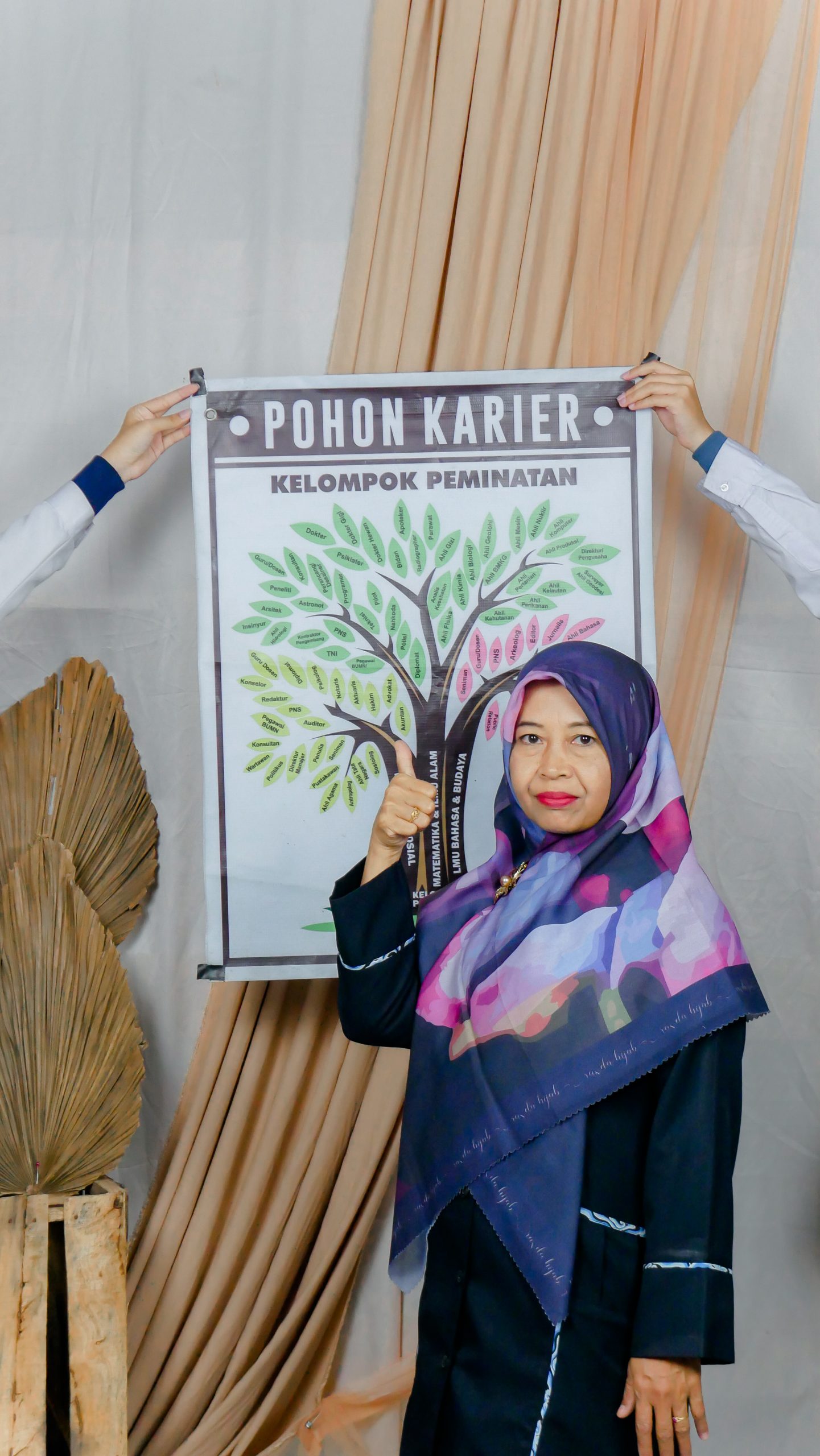 Buku Tahunan Guru-152