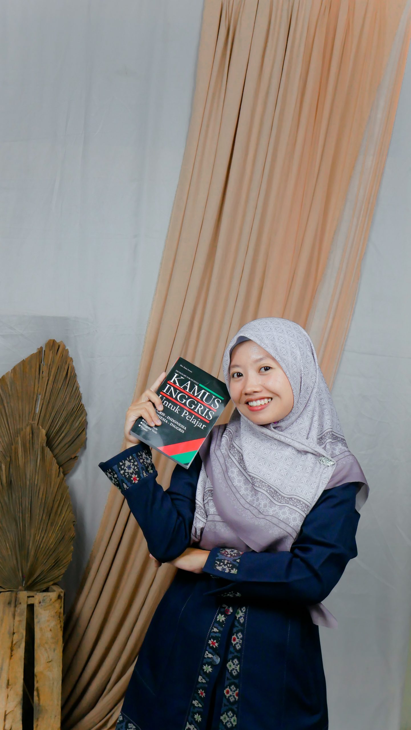 Buku Tahunan Guru-220