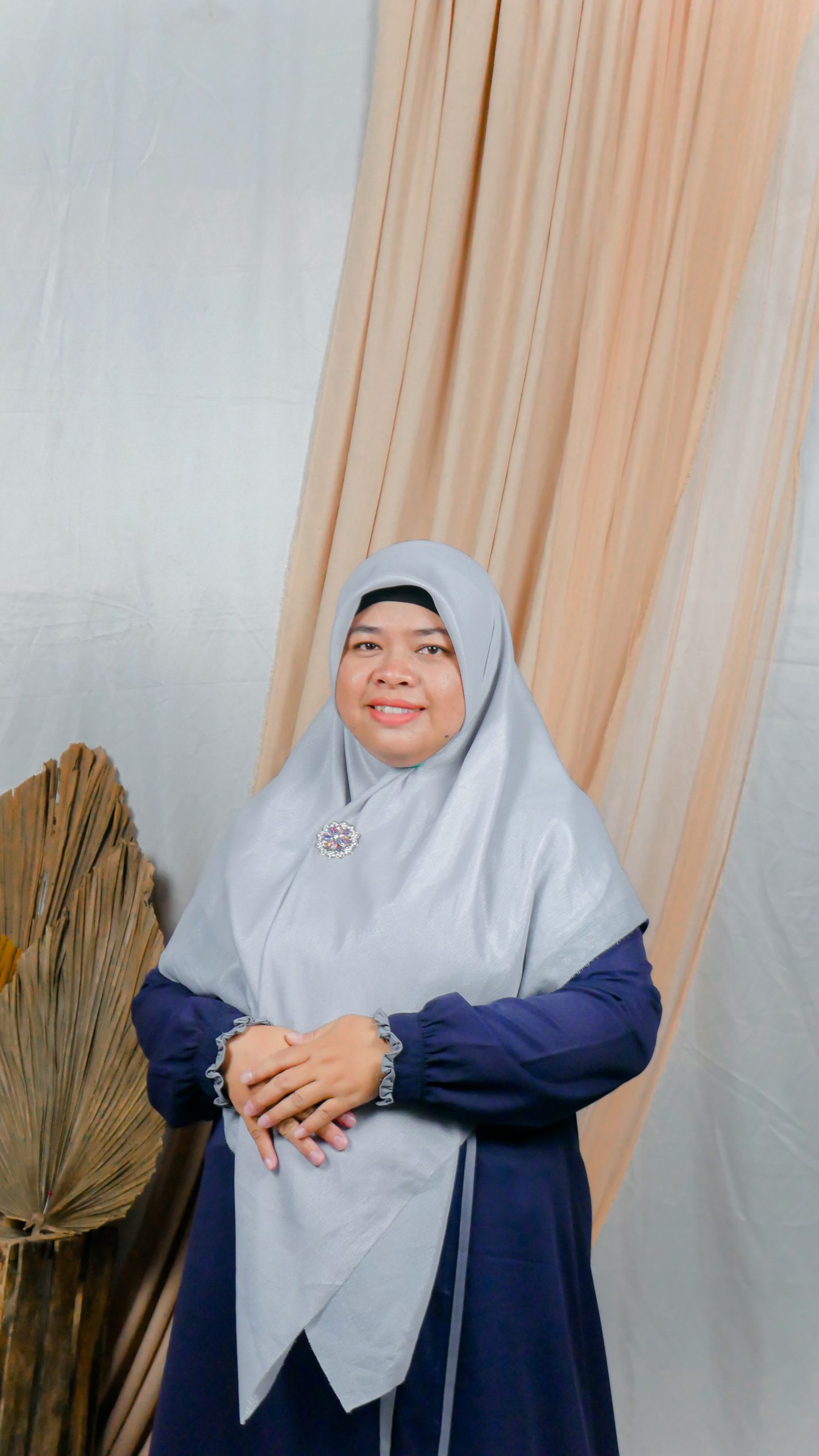 Buku Tahunan Guru-81